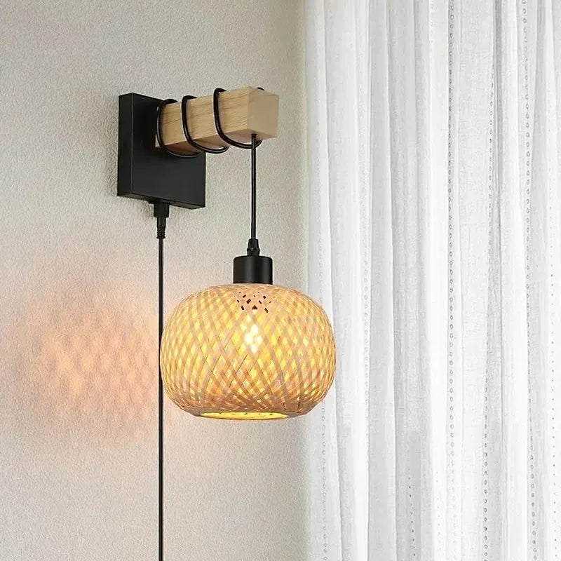 Arandela de Bambu com fio e tomada - Sconce