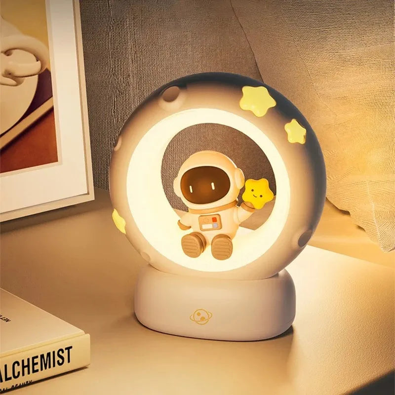 Luminária De Mesa Abajur astronauta -  Recarregável - USB